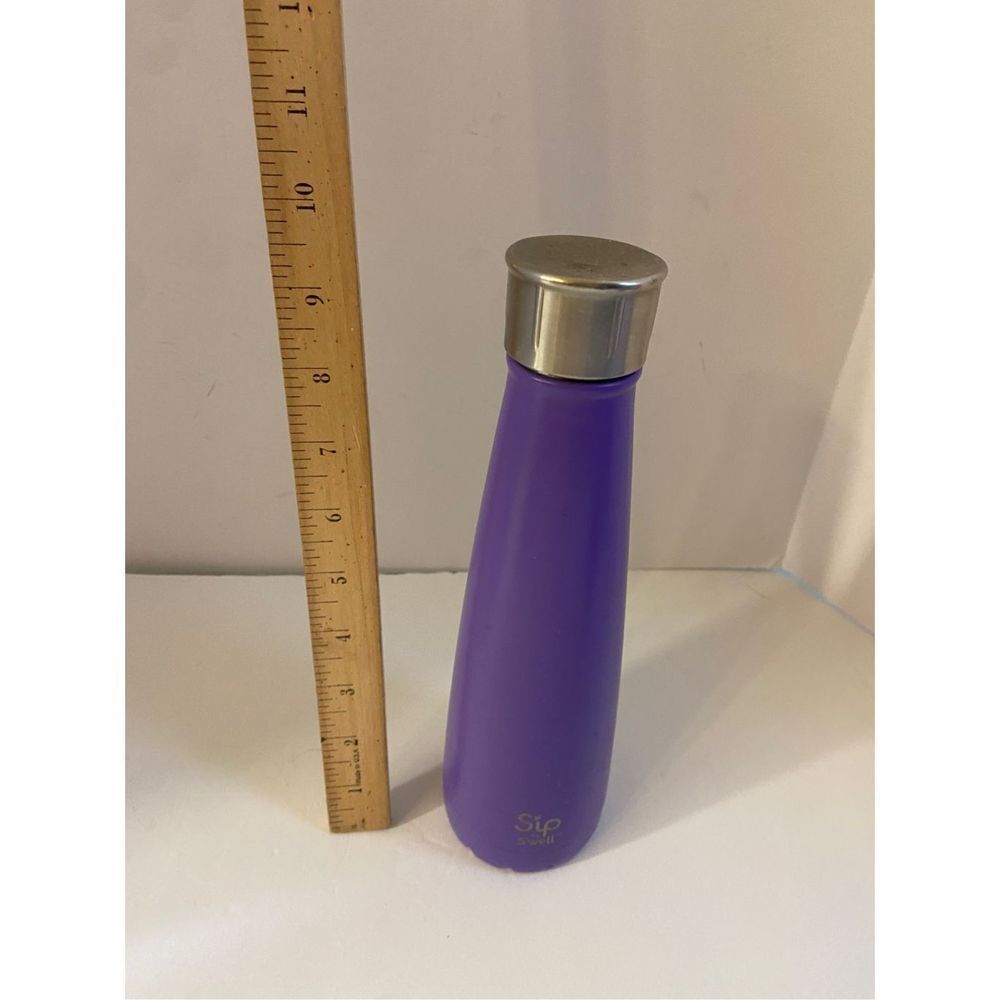 Swell 2010 purple water bottle 17 oz‎